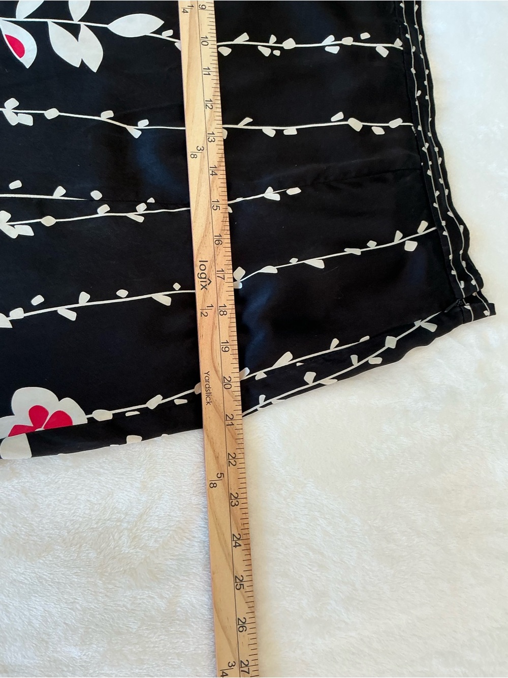 Talbots Petites Pure Silk Floral Print A-Line Skirt Size 12P Black Pink - Picture 12 of 13